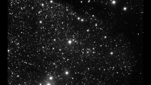 In this VLT time-lapse video, 3I/ATLAS is seen moving to the right over the course of about 13 minutes. These data were obtained with the FORS2 instrument on the VLT on the night of 3 July 2025, just two days after the comet was first discovered. The data were made immediately public through the ESO archive.